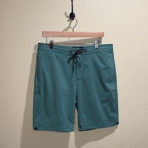 Even Tide Hybrid Water Shorts Casual Drawstring size 33